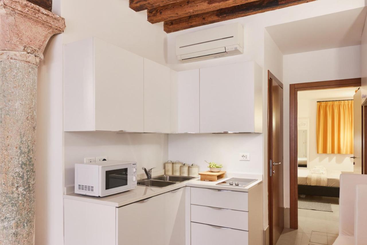 Rialto Apartment Near The Grand Canal Ac Wifi Velence Kültér fotó