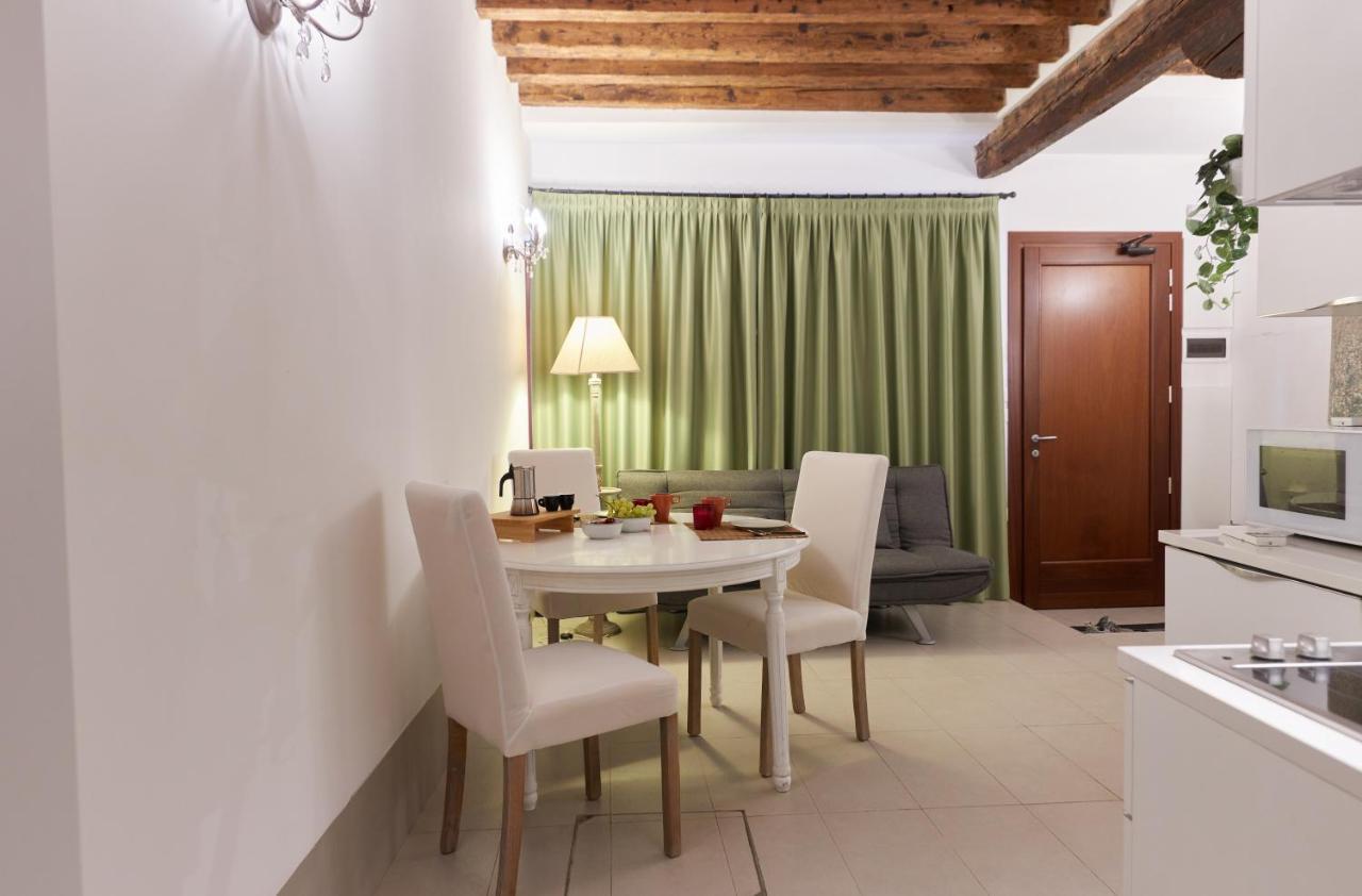 Rialto Apartment Near The Grand Canal Ac Wifi Velence Kültér fotó