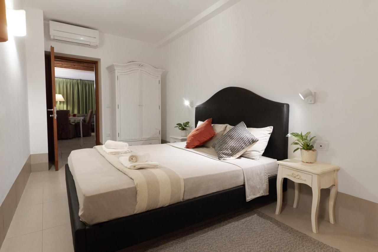Rialto Apartment Near The Grand Canal Ac Wifi Velence Kültér fotó